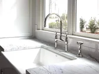 Мрамор Polar White